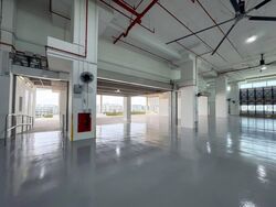 Simei MRT (D18), Warehouse #578703621